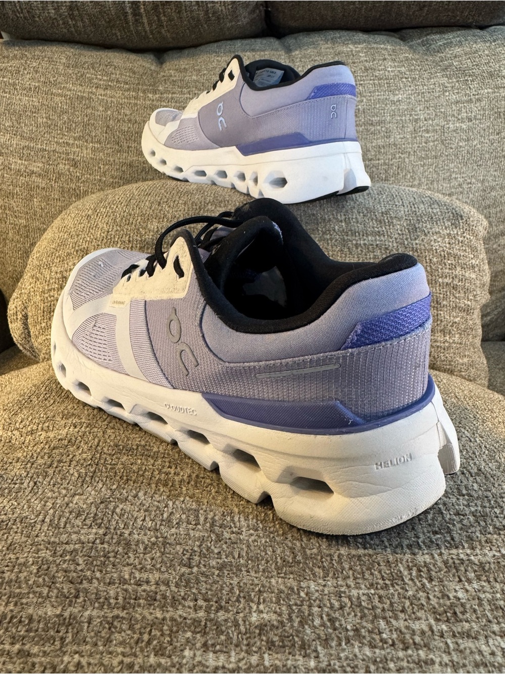 On Cloudrunner 2 Women’s Running Shoes Nimbus/Blueberry Size 10 - Picture 11 of 12
